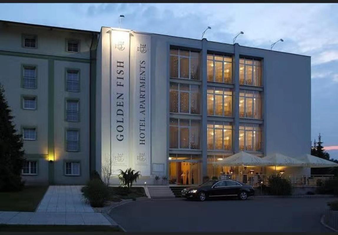 Golden Fish Apartmany Xia Plzeň Exterior foto